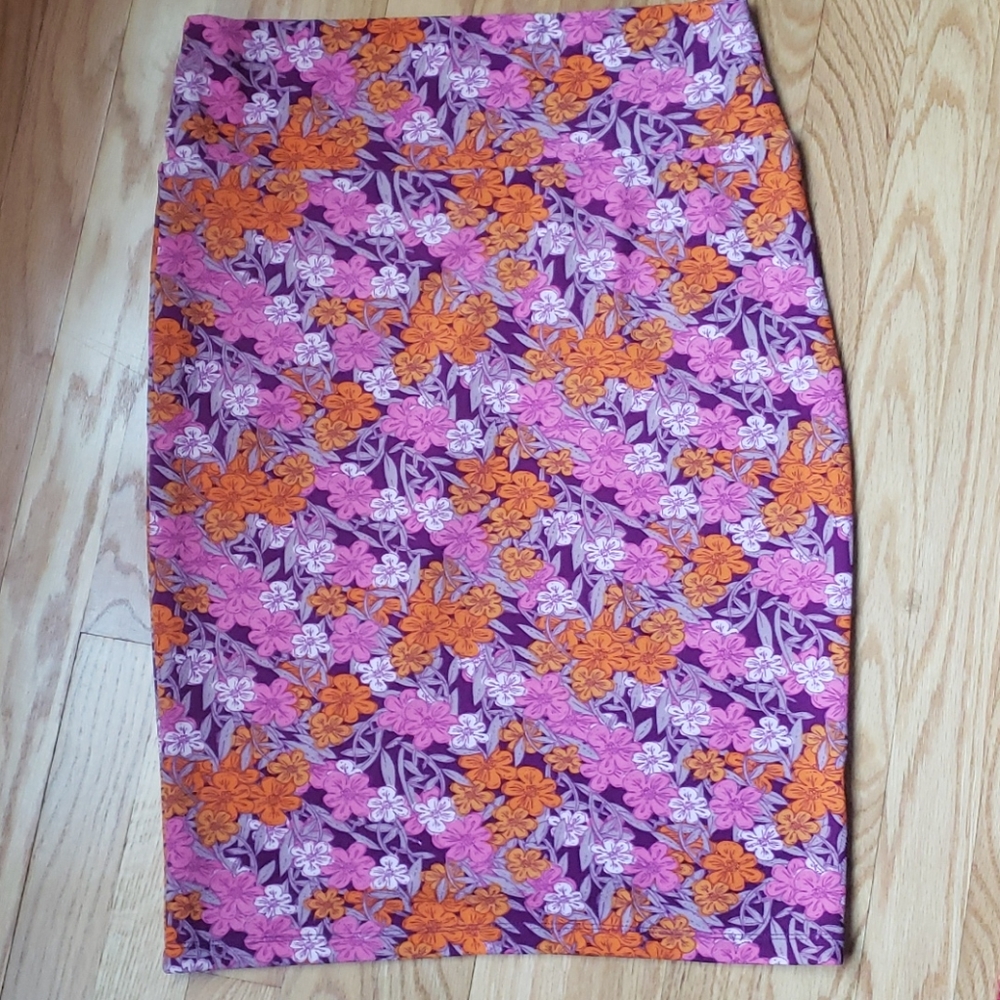 Lularoe Cassie skirt